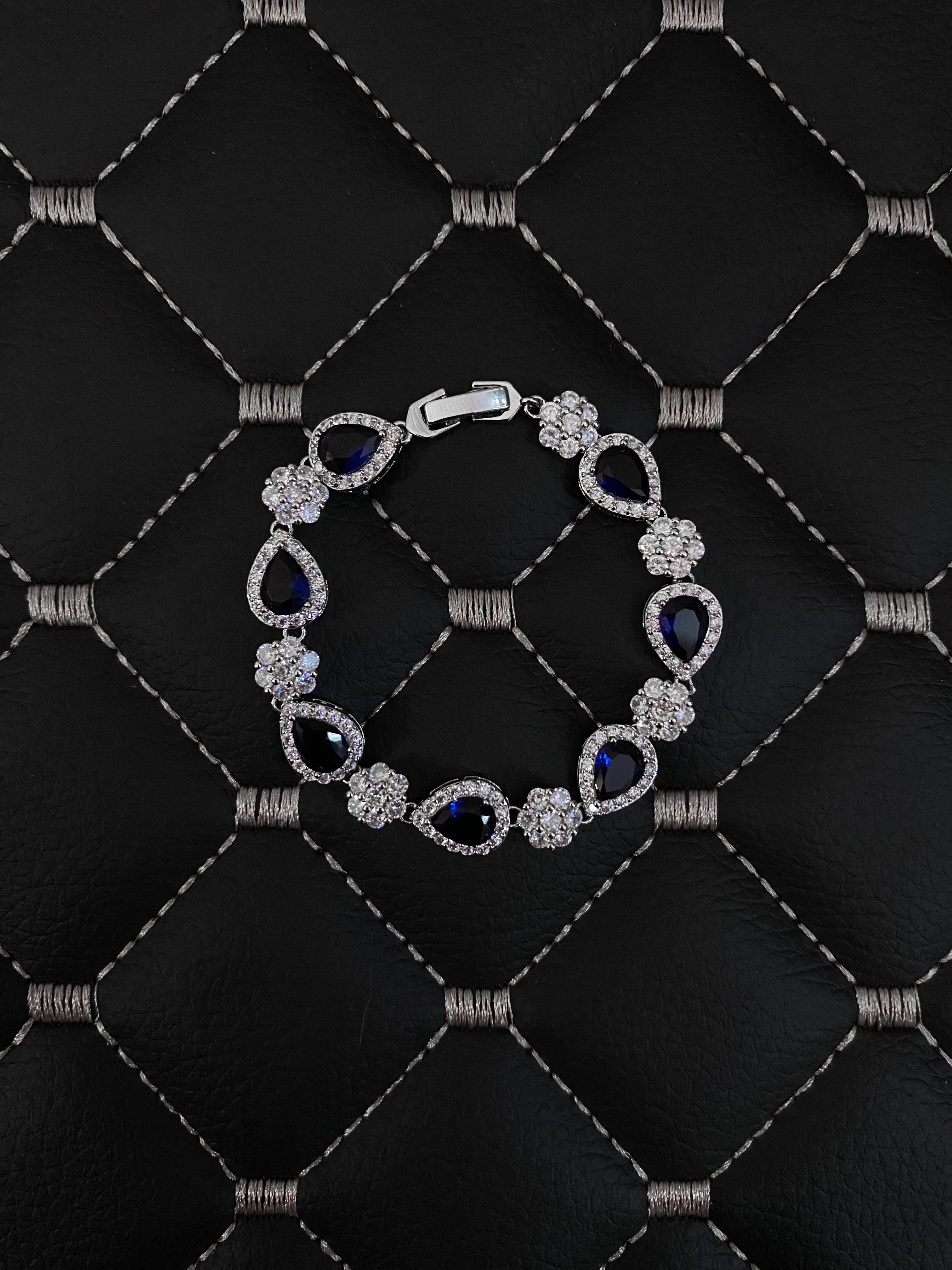 Blossom Droplet Bracelets